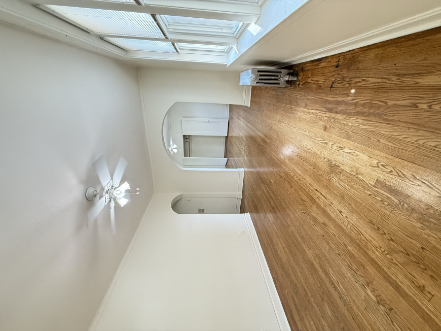 2141 N Spaulding Ave - Photo 6 of 10