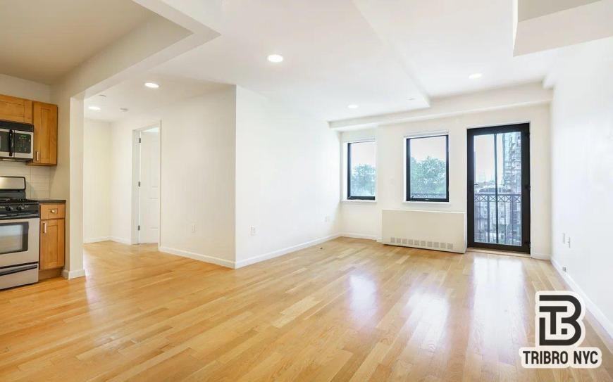 3110 23rd St - Photo 2 of 7