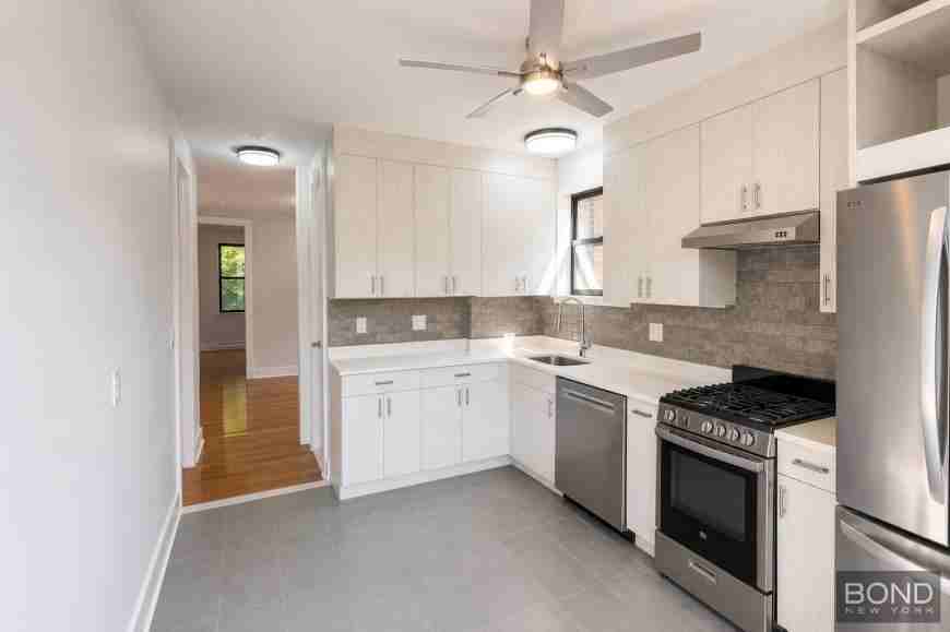 2538 18th St - Photo 2 of 10