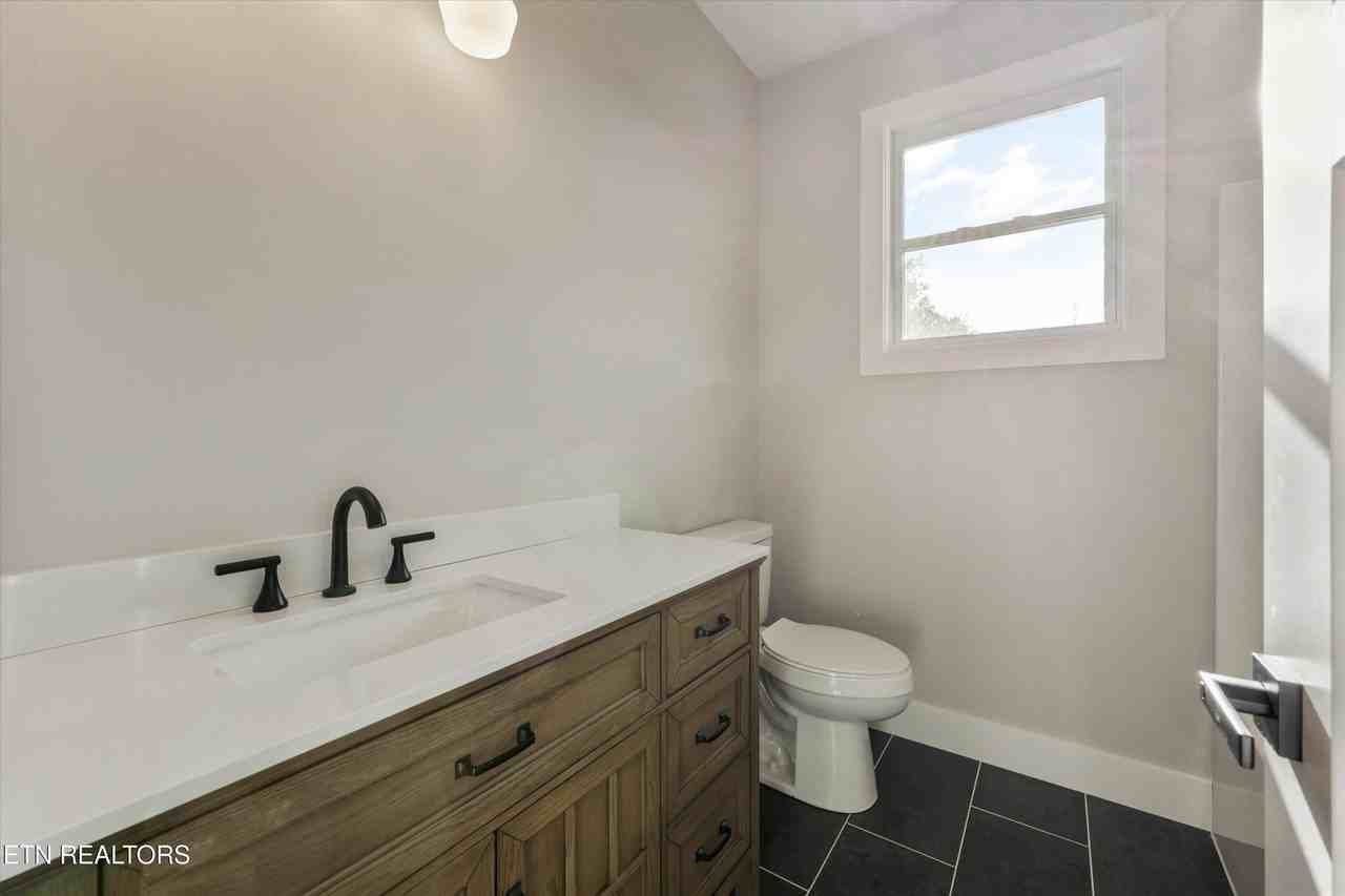 378 Signet Ln - Photo 7 of 29