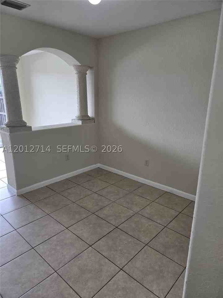 1442 Se 24th Ct #358 - Photo 7 of 25