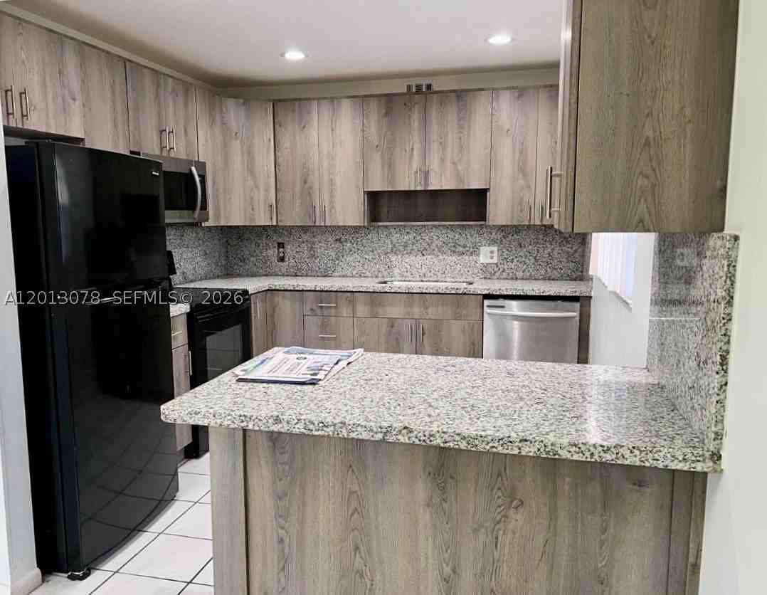 150 Sw 134th Way #314R - Photo 4 of 26