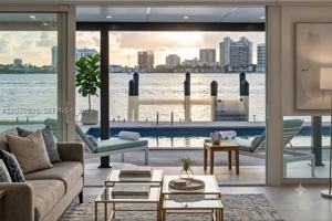featured image of 1101 S Shore Dr #1