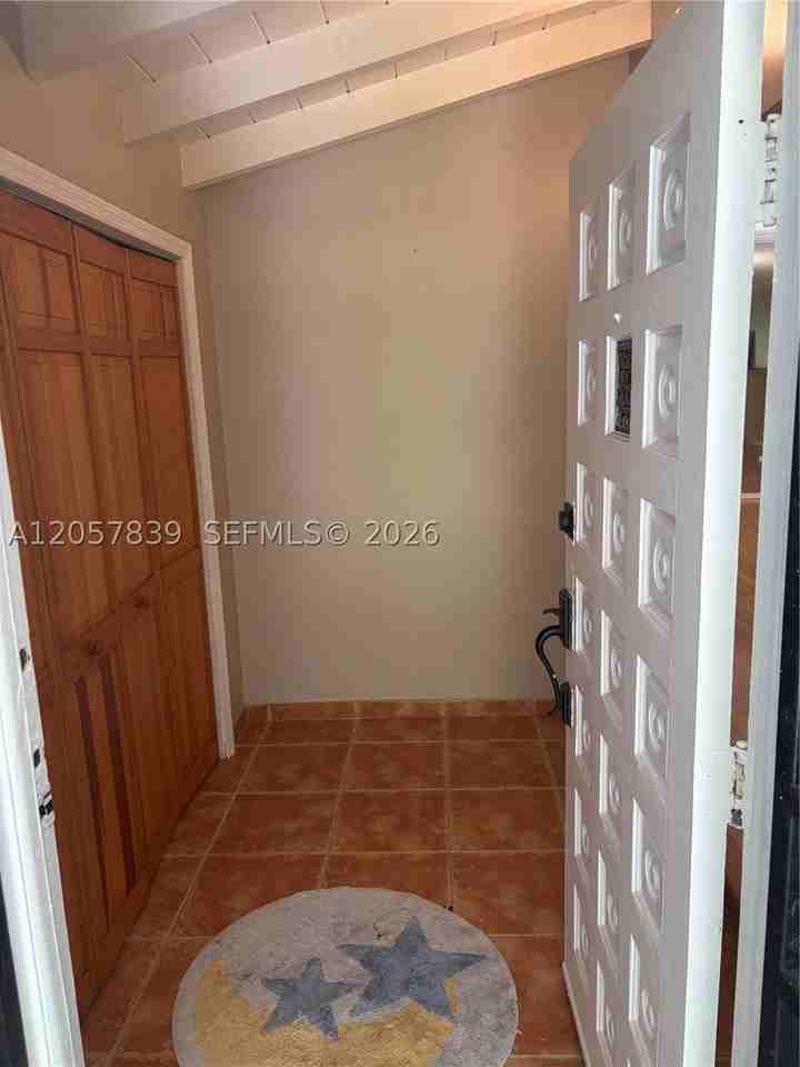 6625 Nervia St - Photo 7 of 34