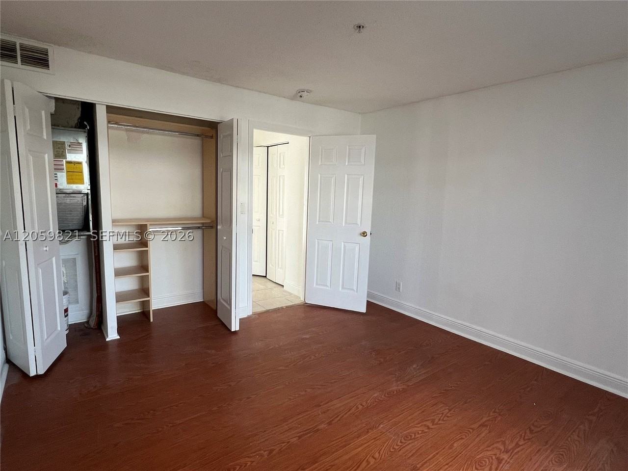 4251 Nw 5th St #123 - Photo 7 of 12