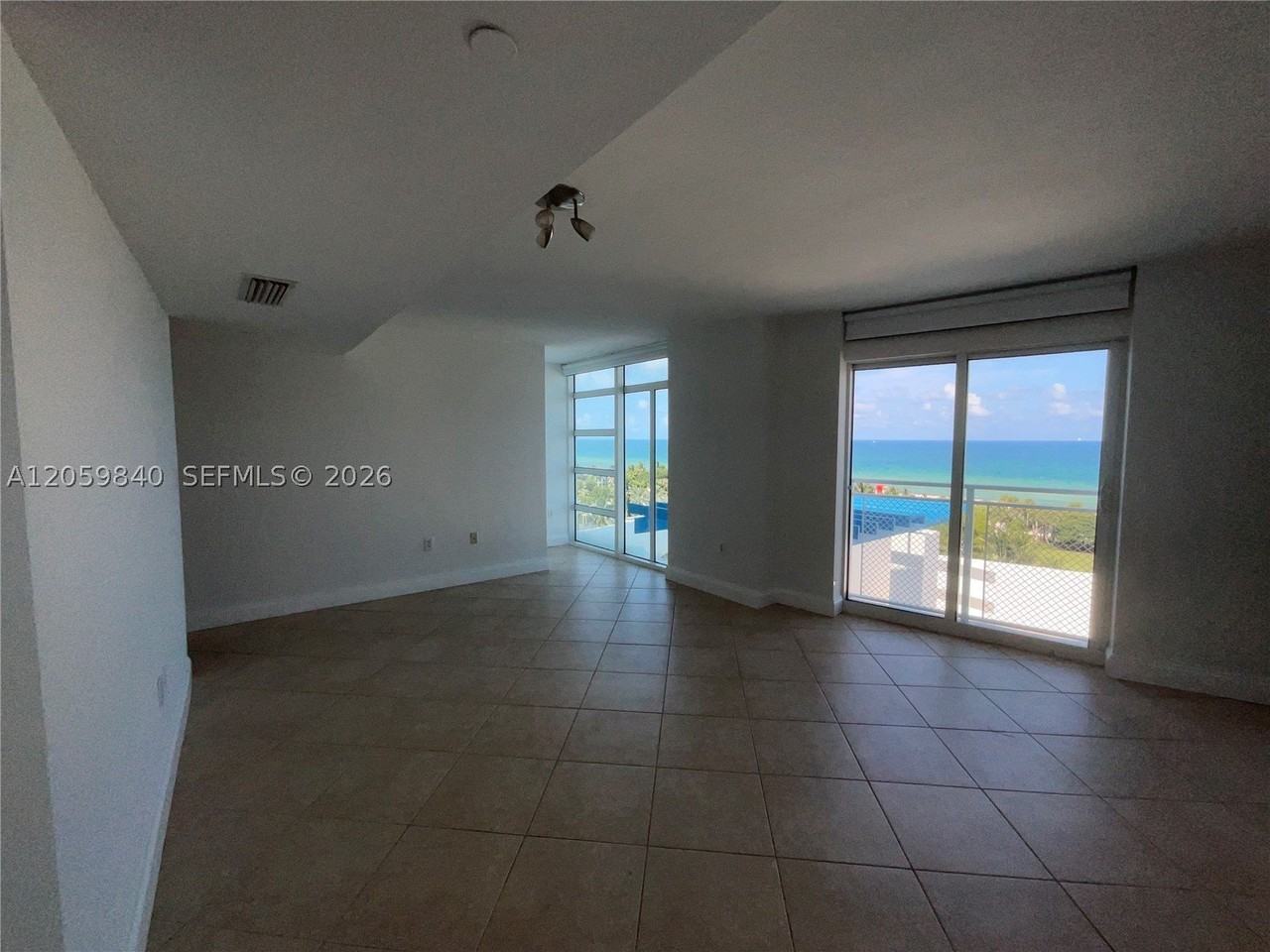 7600 Collins Ave #1008 - Photo 2 of 35