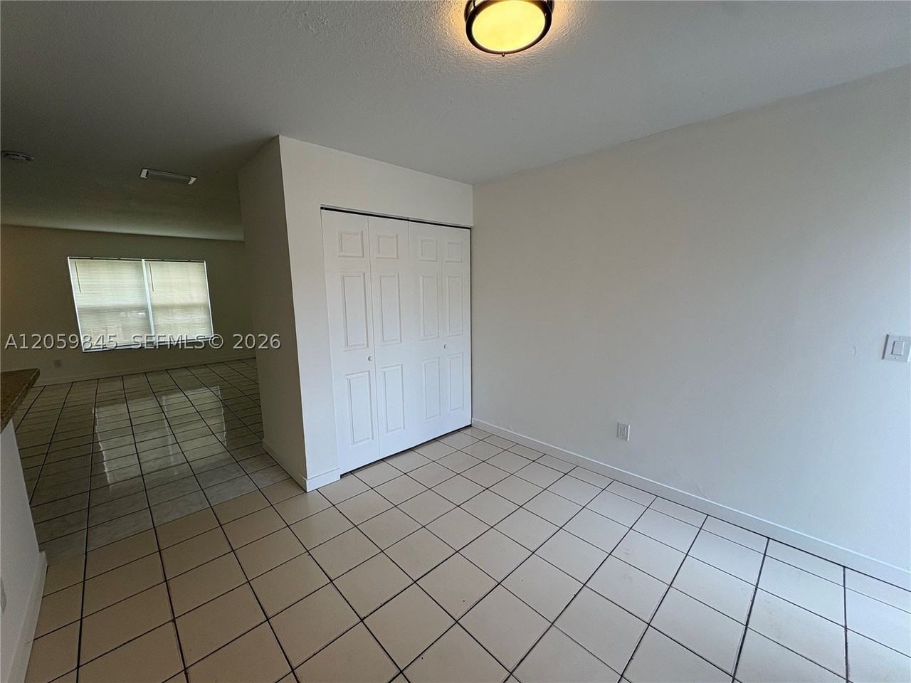 5963 Nw 23rd St - Photo 5 of 14