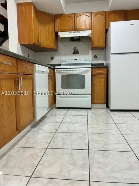 1121 Sw 105th Ave #308 - Photo 3 of 15