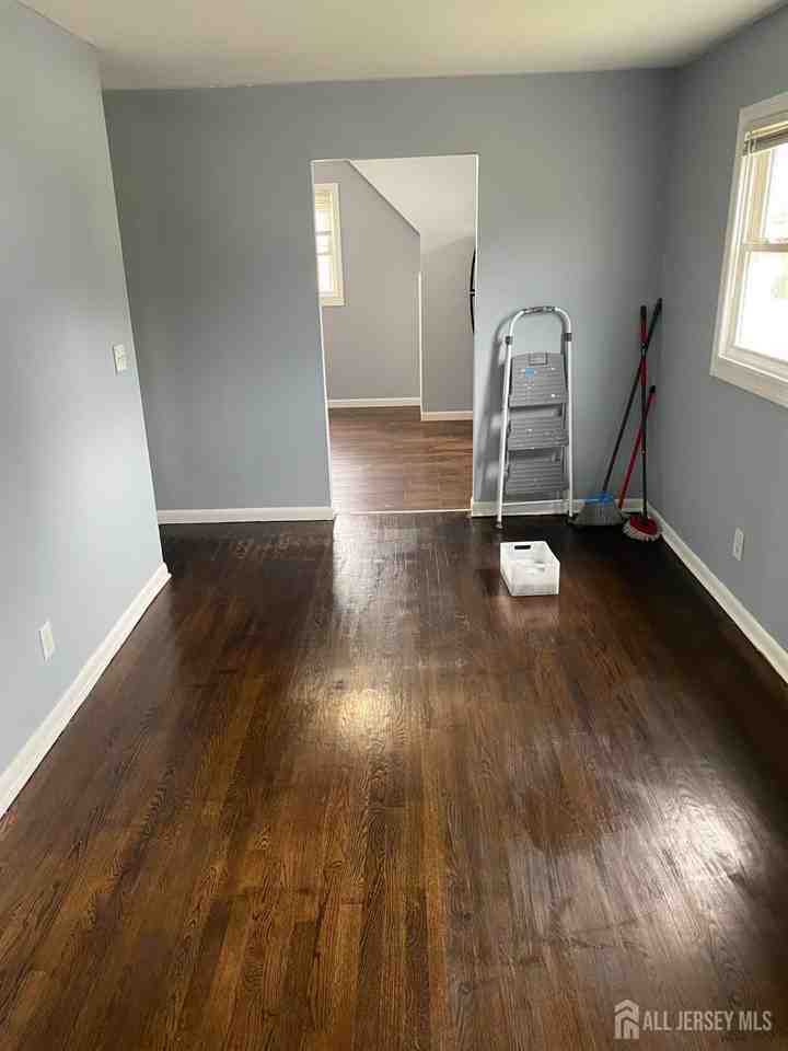813 Lincoln Ave #2 - Photo 5 of 7