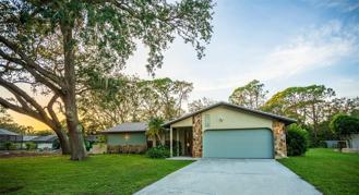 2719 Forest Knoll Dr - Photo 1 of 1