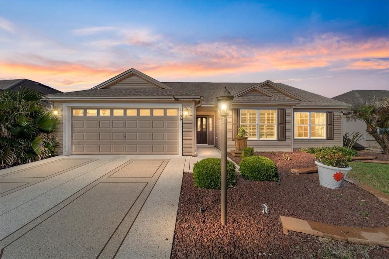 1109 Alcove Loop - Photo 3 of 23
