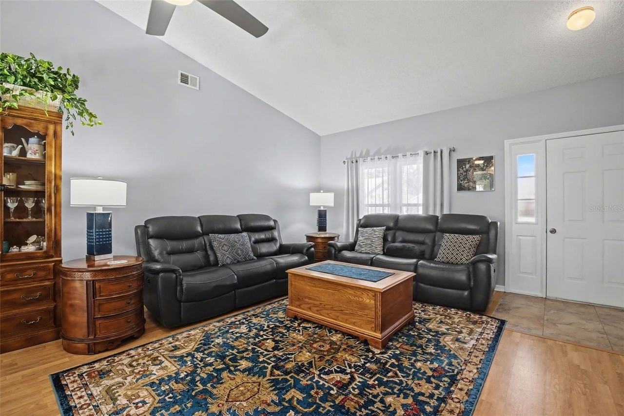 25049 Navel Ave - Photo 4 of 39