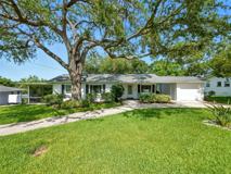1426 Crestview Dr - Photo 1 of 1