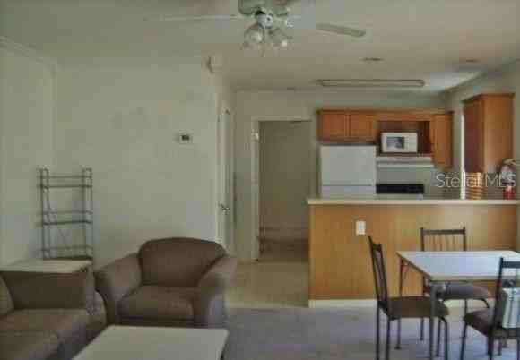 2905 Sw Archer Rd - Photo 3 of 8