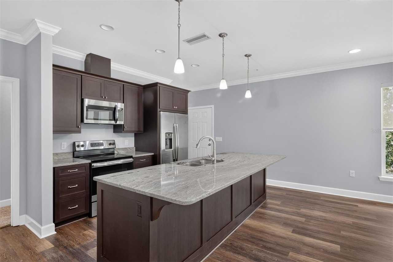 2839 Sw 87th Dr #201 - Photo 6 of 28