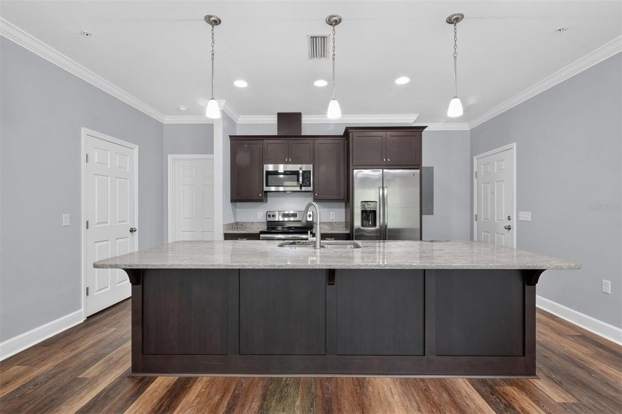 2839 Sw 87th Dr #201 - Photo 7 of 28