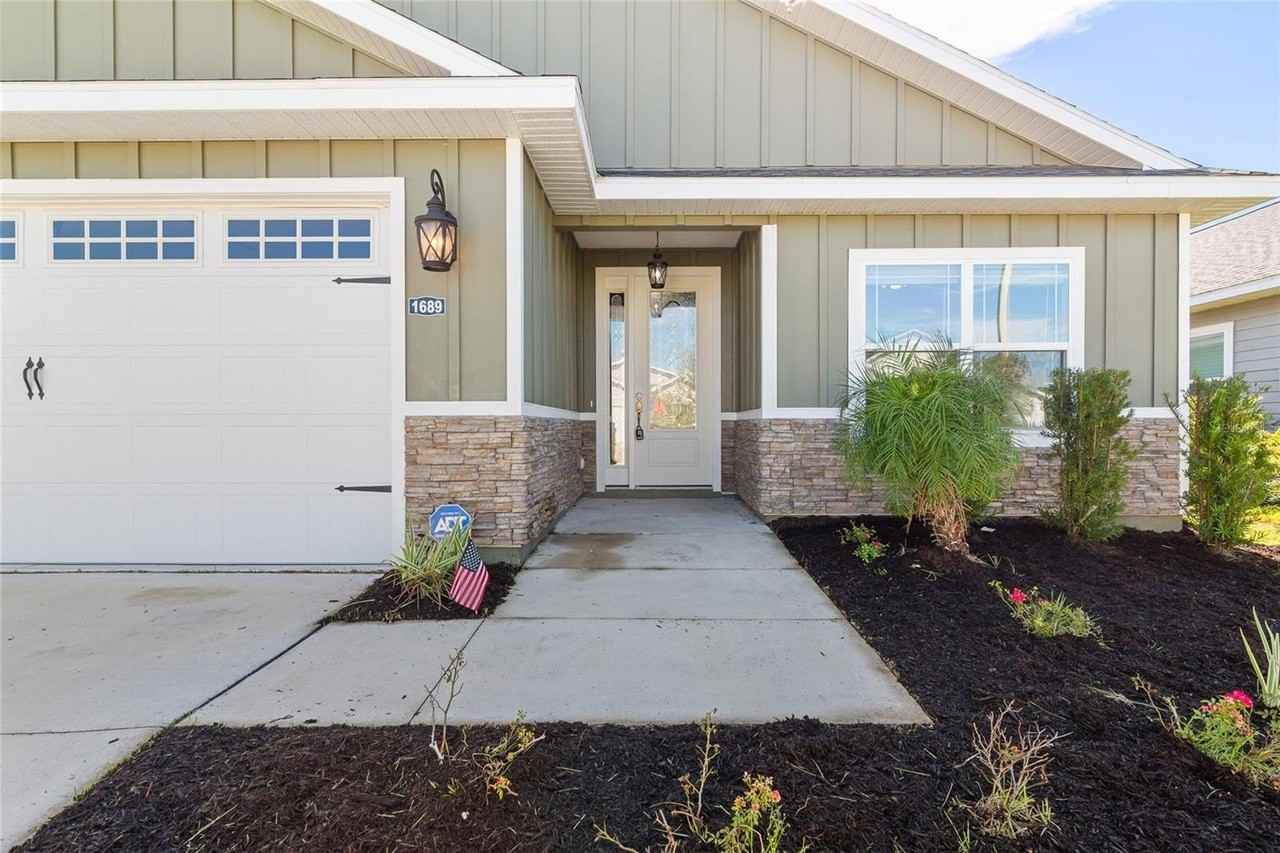 1689 Sw 71st Cir - Photo 4 of 35
