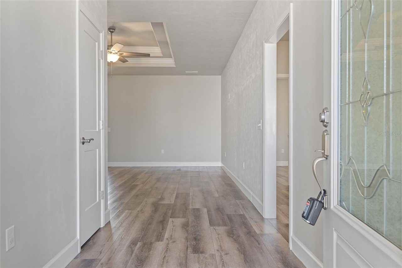 1689 Sw 71st Cir - Photo 5 of 35