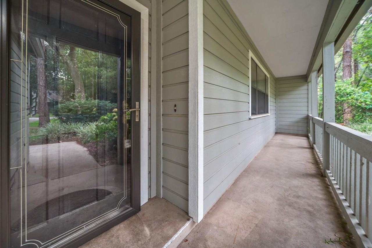 8025 Sw 47th Ct - Photo 4 of 37
