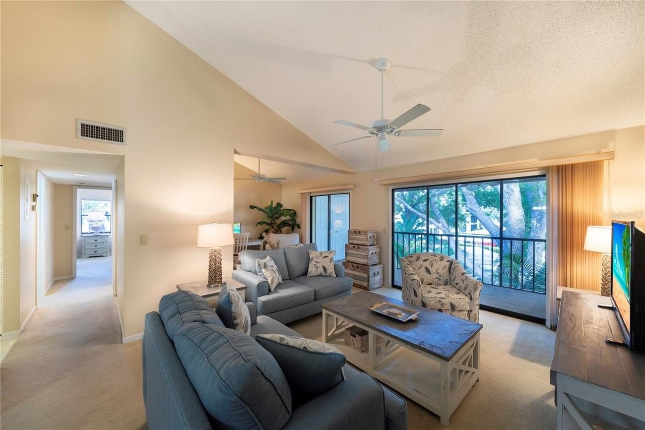 646 Bird Bay Dr E #207 - Photo 5 of 39