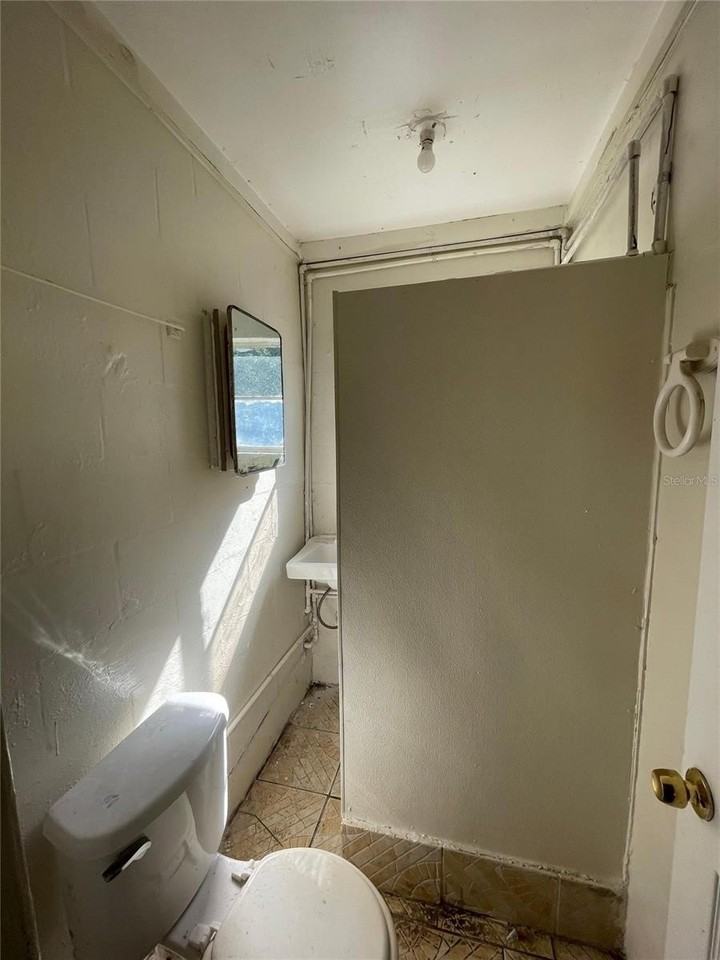 131 B St #2 - Photo 2 of 8