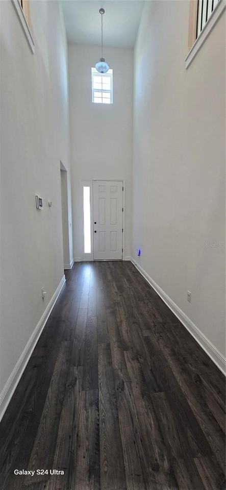18410 Blue Heron Cir - Photo 5 of 42