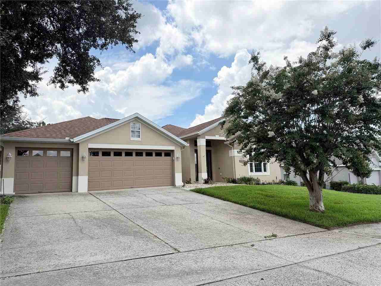 2413 Prairie View Dr - Photo 2 of 50