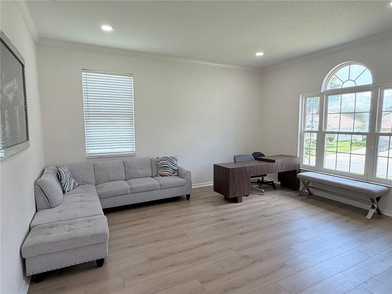 2413 Prairie View Dr - Photo 6 of 50