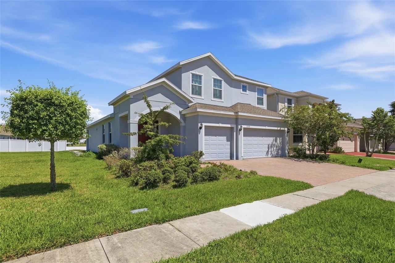 2252 Rush Bay Way - Photo 2 of 35