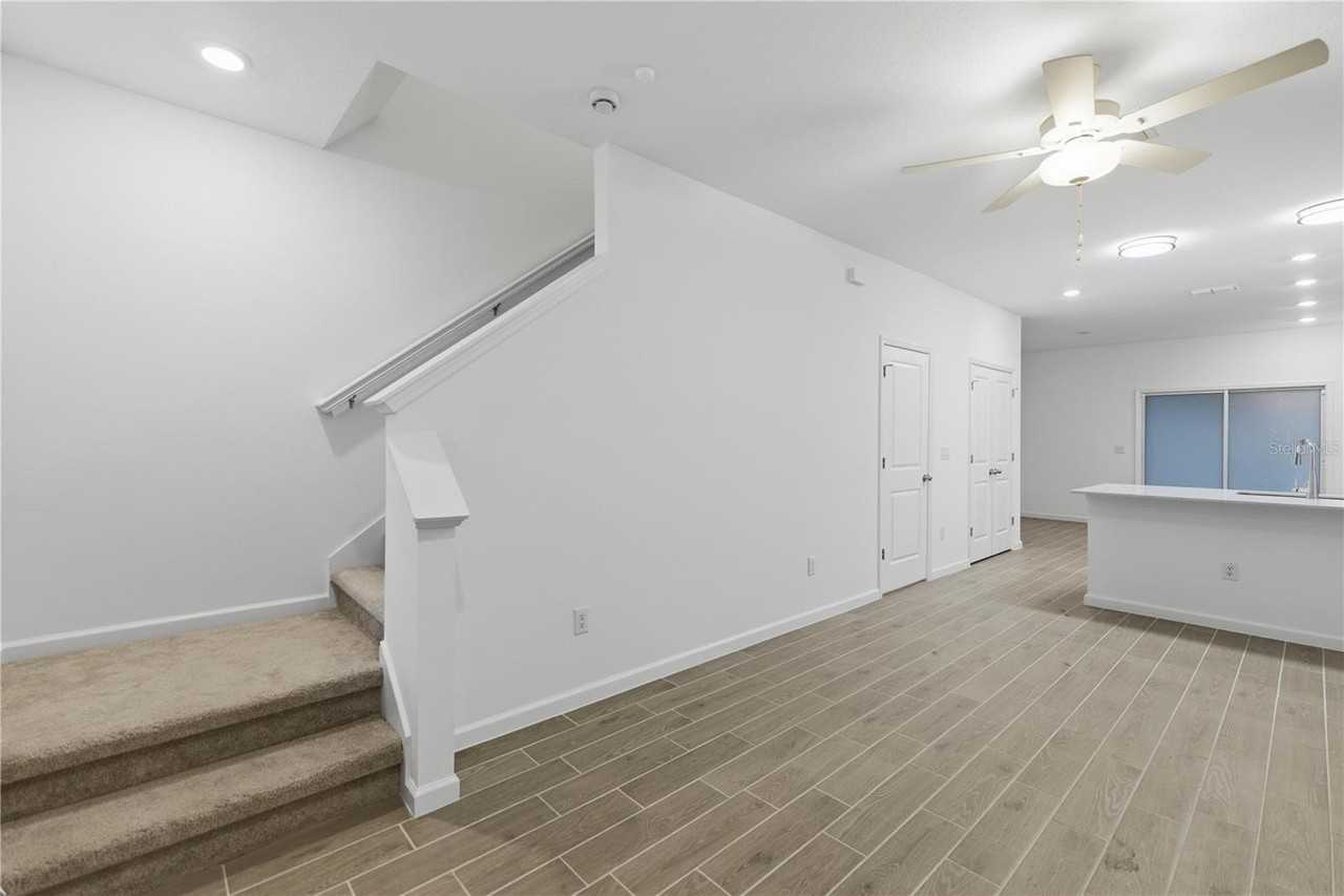 3409 Sw 34th Avenue Cir #9 - Photo 3 of 15