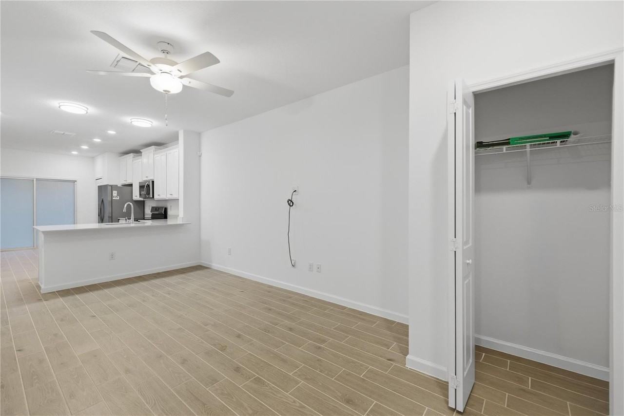 3409 Sw 34th Avenue Cir #9 - Photo 4 of 15