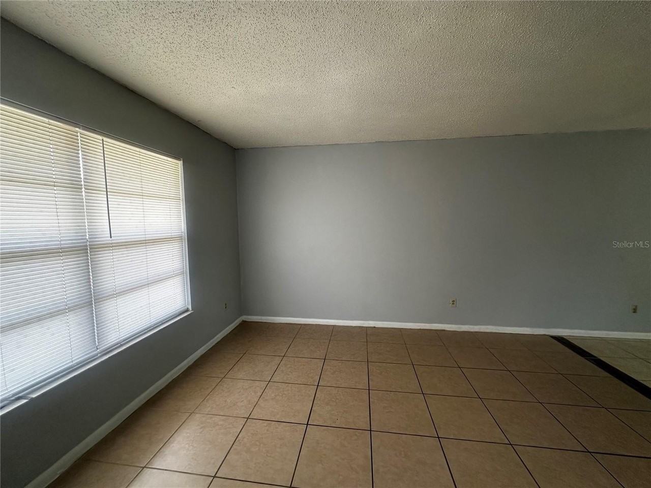 455 Water Rd - Photo 2 of 7