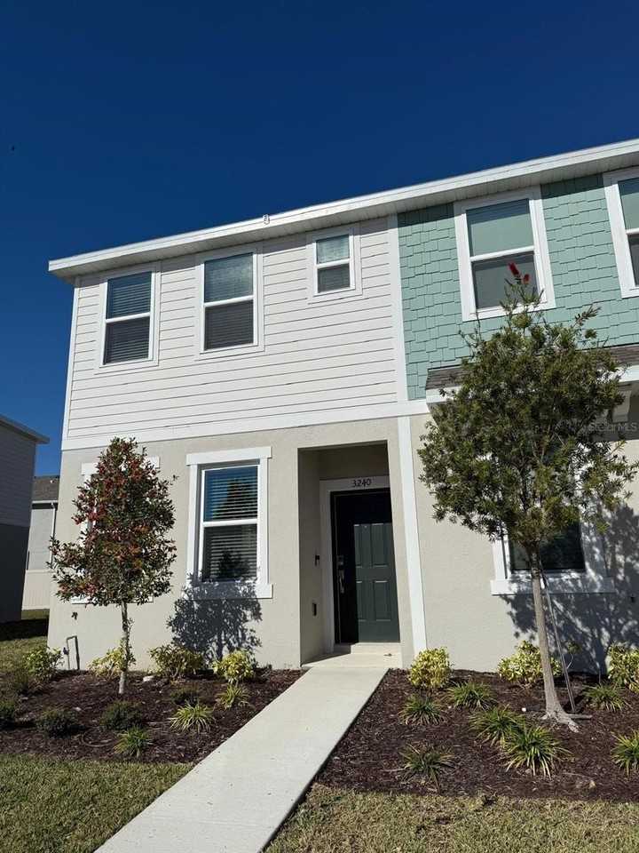 3208 Skyline Loop - Photo 2 of 43