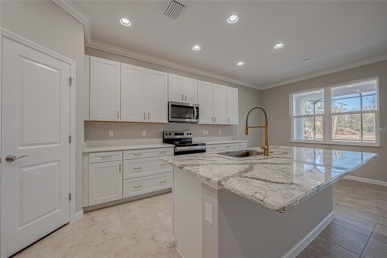 306 Hang Loose Way - Photo 6 of 48