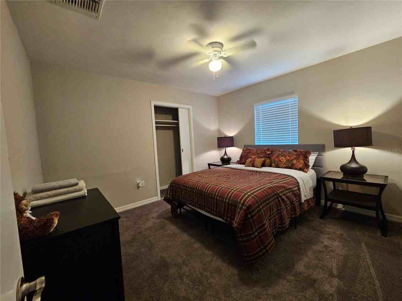 2117 Ivey Ln - Photo 6 of 10