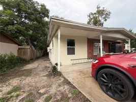 featured image of 11707 North Dr