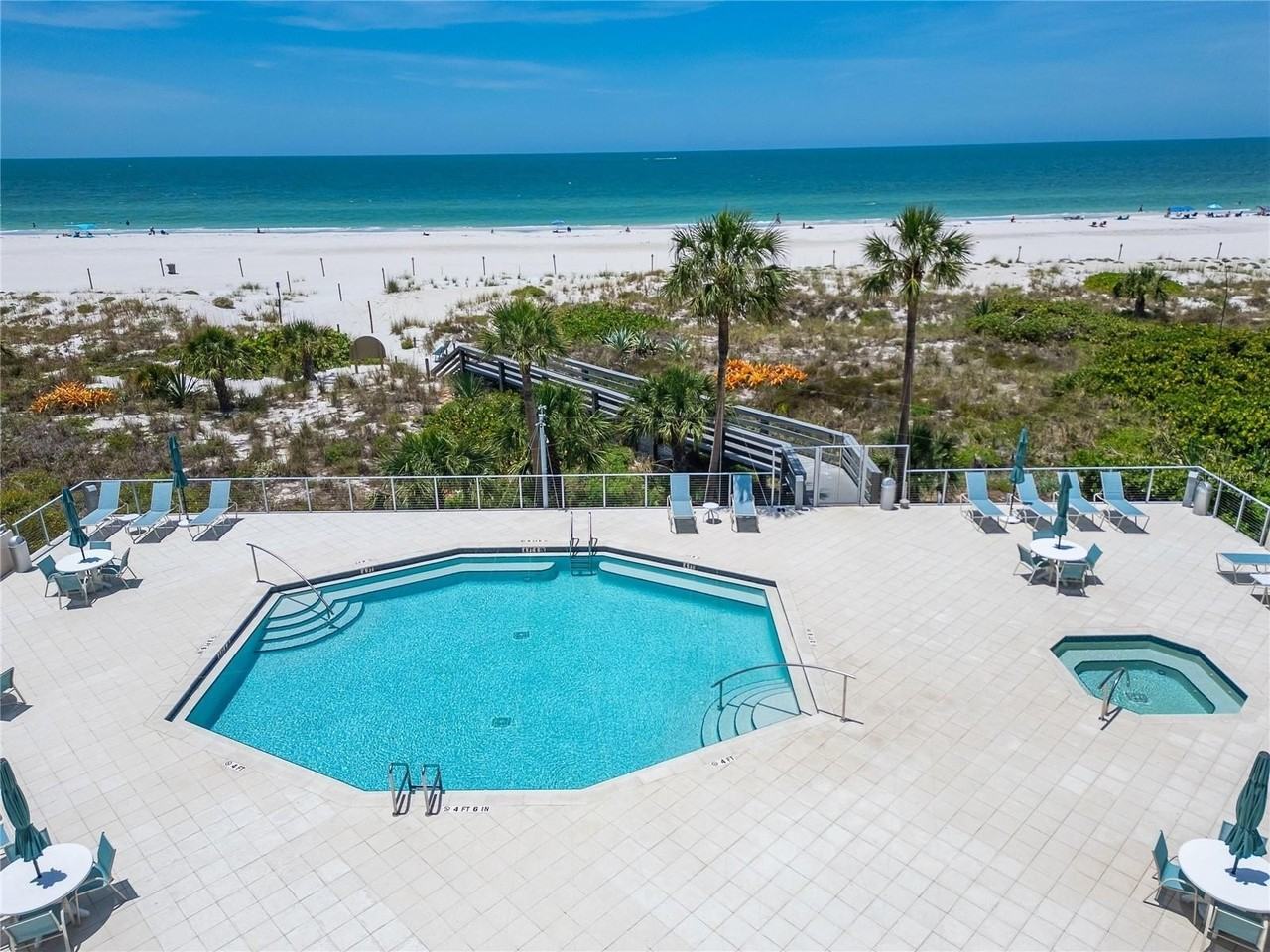 4450 Gulf Blvd #113 - Photo 7 of 50