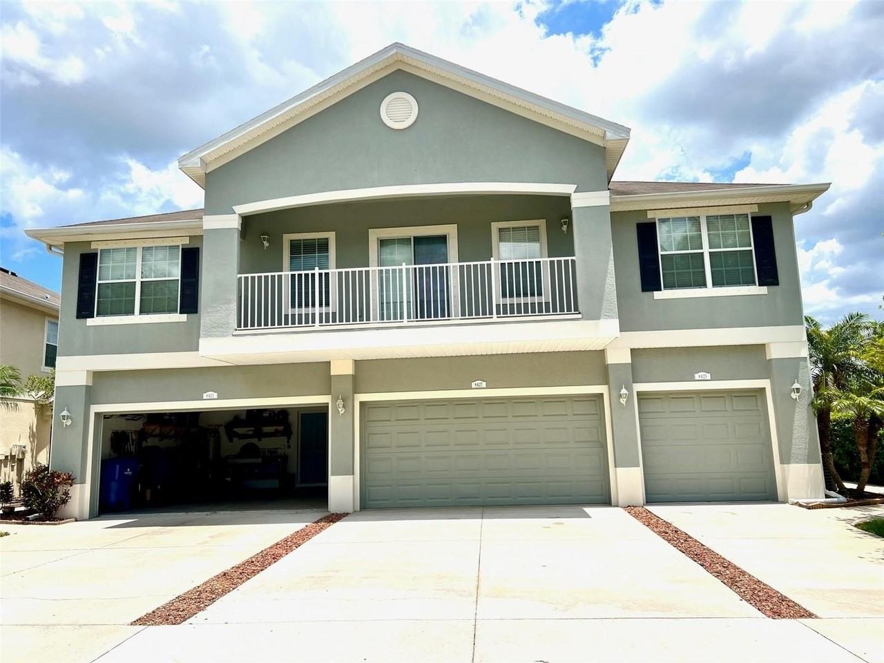 8427 Blue Rock Dr