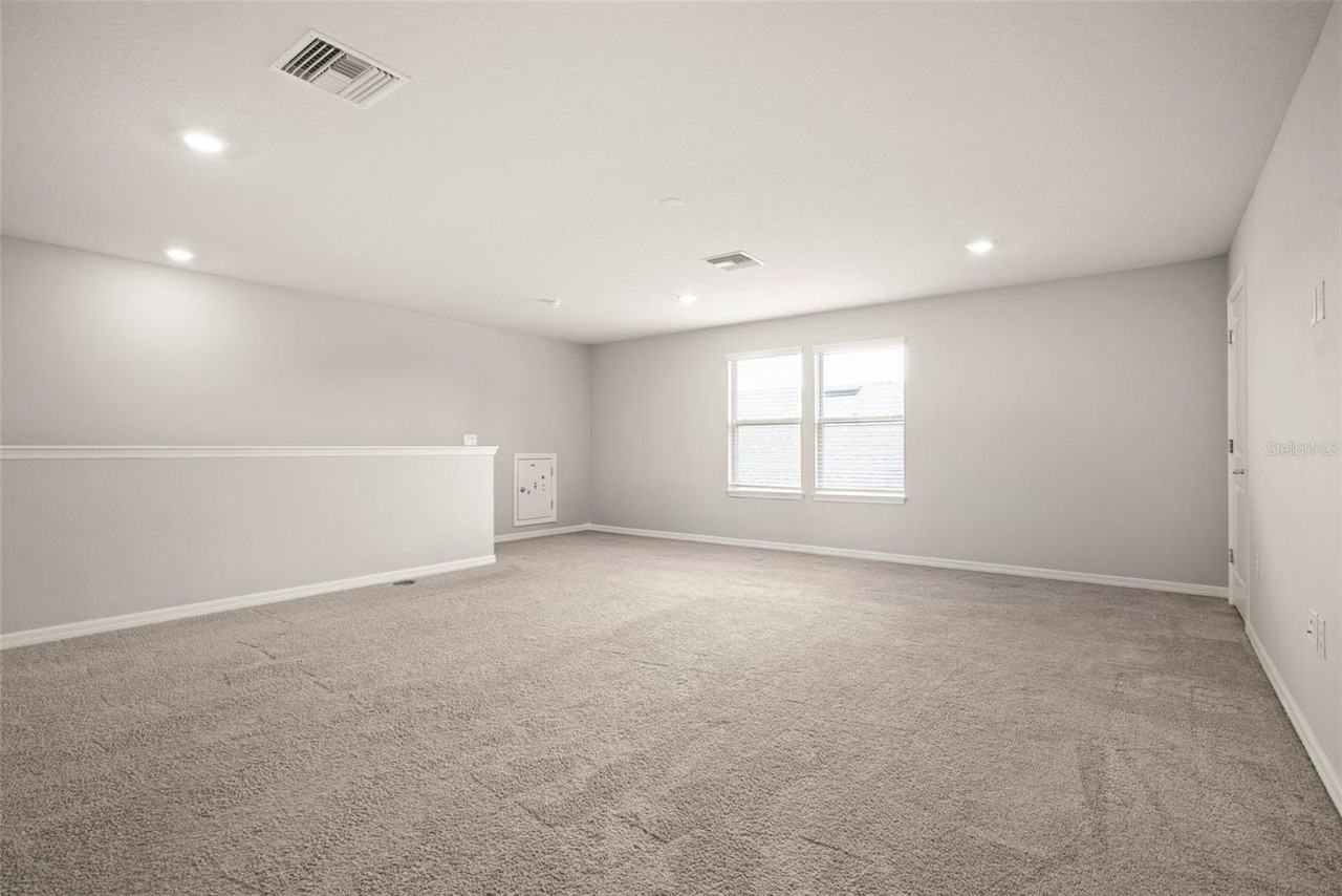 18929 Birchwood Groves Dr - Photo 5 of 31