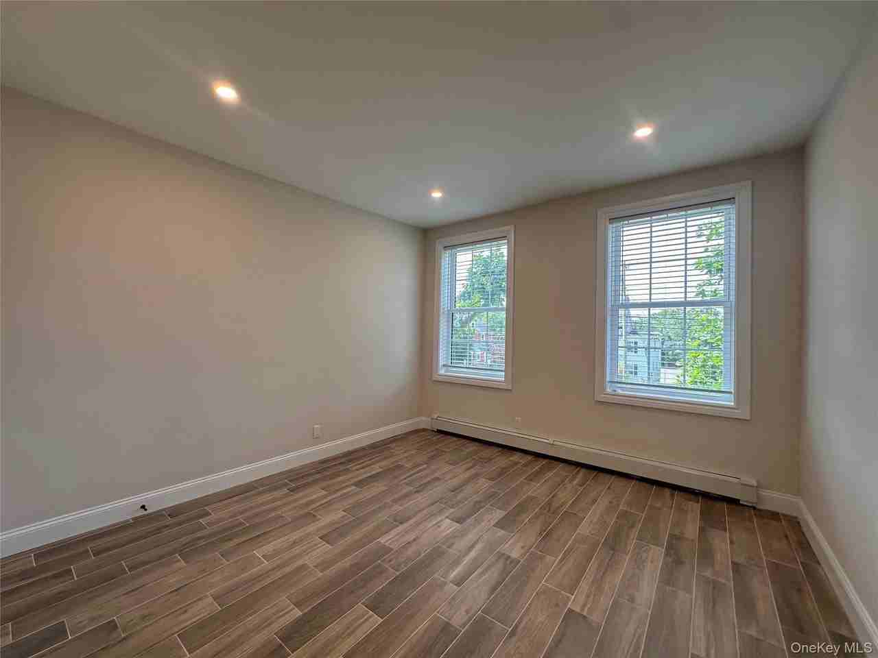150 Main St #2 - Photo 5 of 8