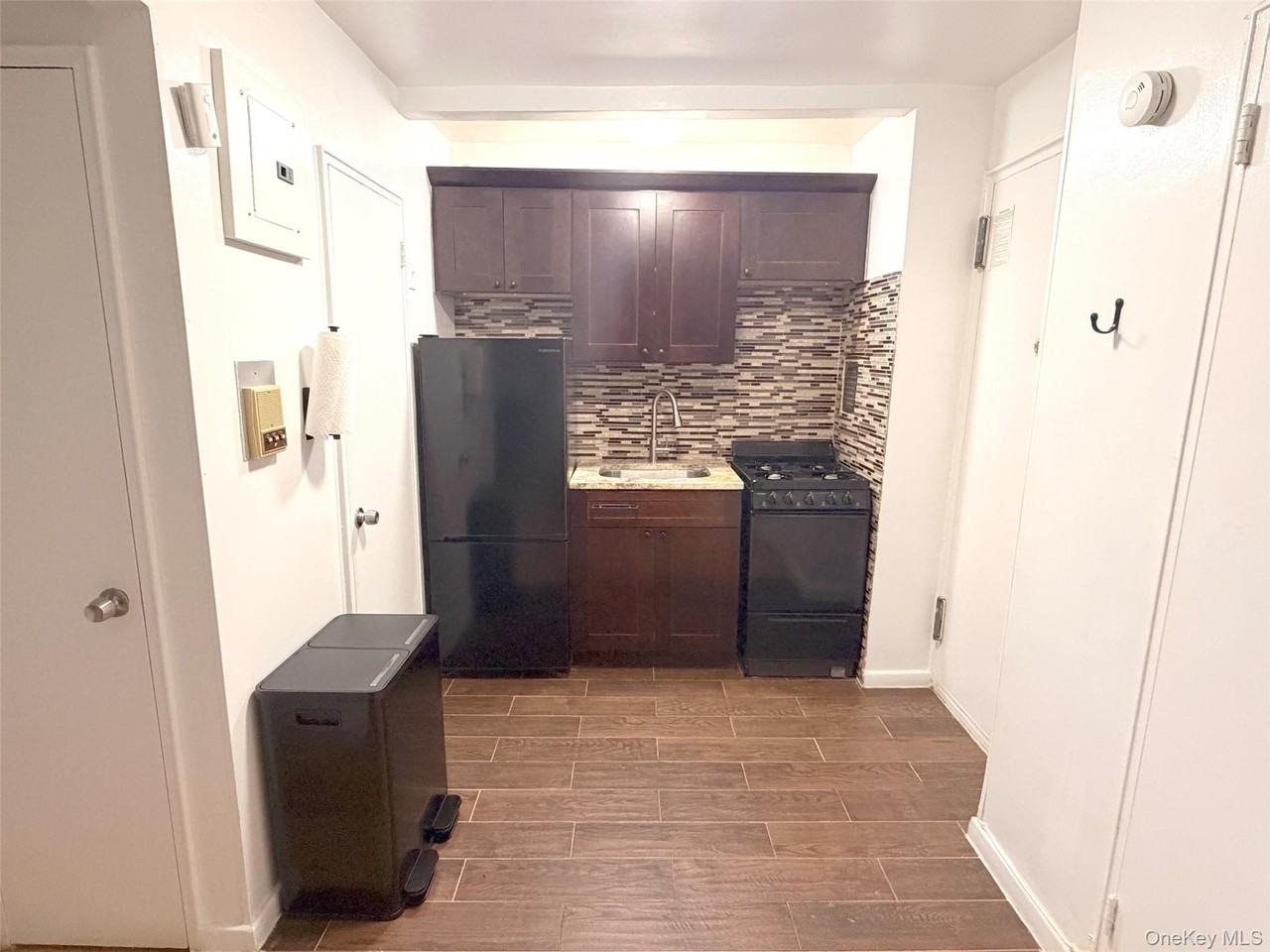 8450 169th St #319 - Photo 2 of 11