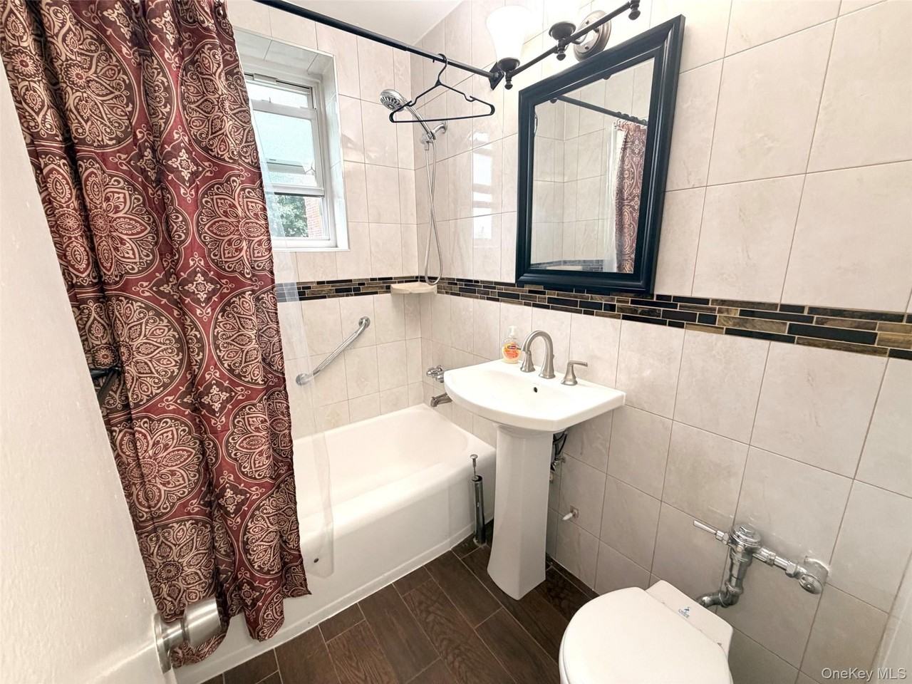8450 169th St #319 - Photo 4 of 11