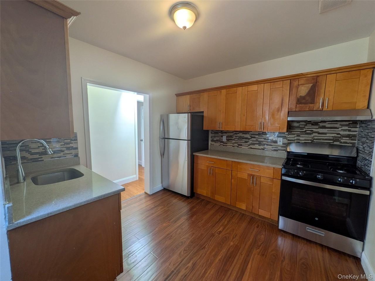 21513 Jamaica Ave #2ndFL - Photo 7 of 18