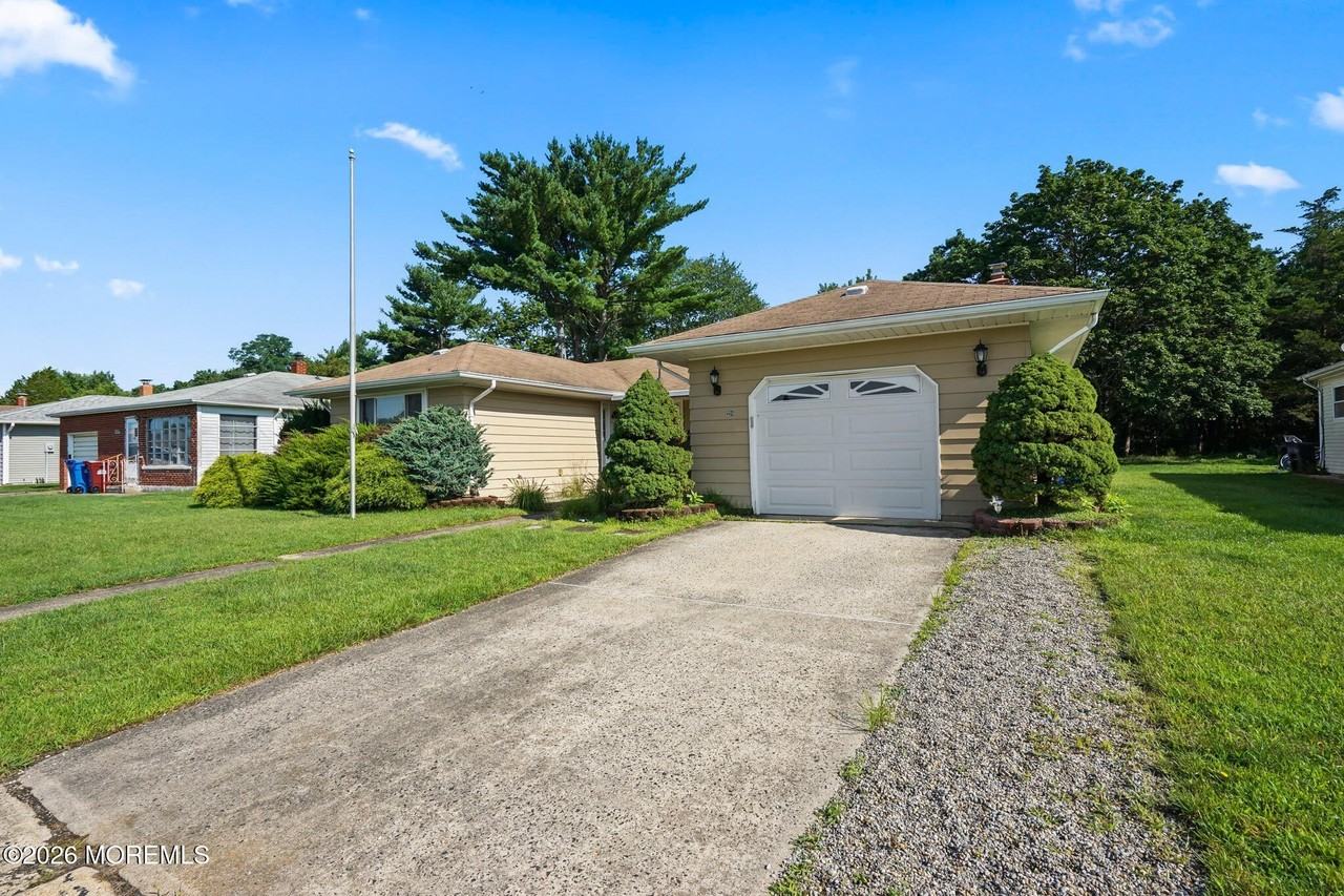 218 Fort De France Ave - Photo 3 of 21