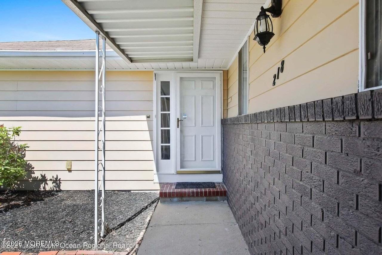 218 Fort De France Ave - Photo 4 of 21