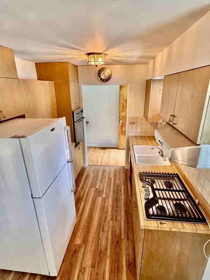 4707 Fairview Ave - Photo 4 of 23