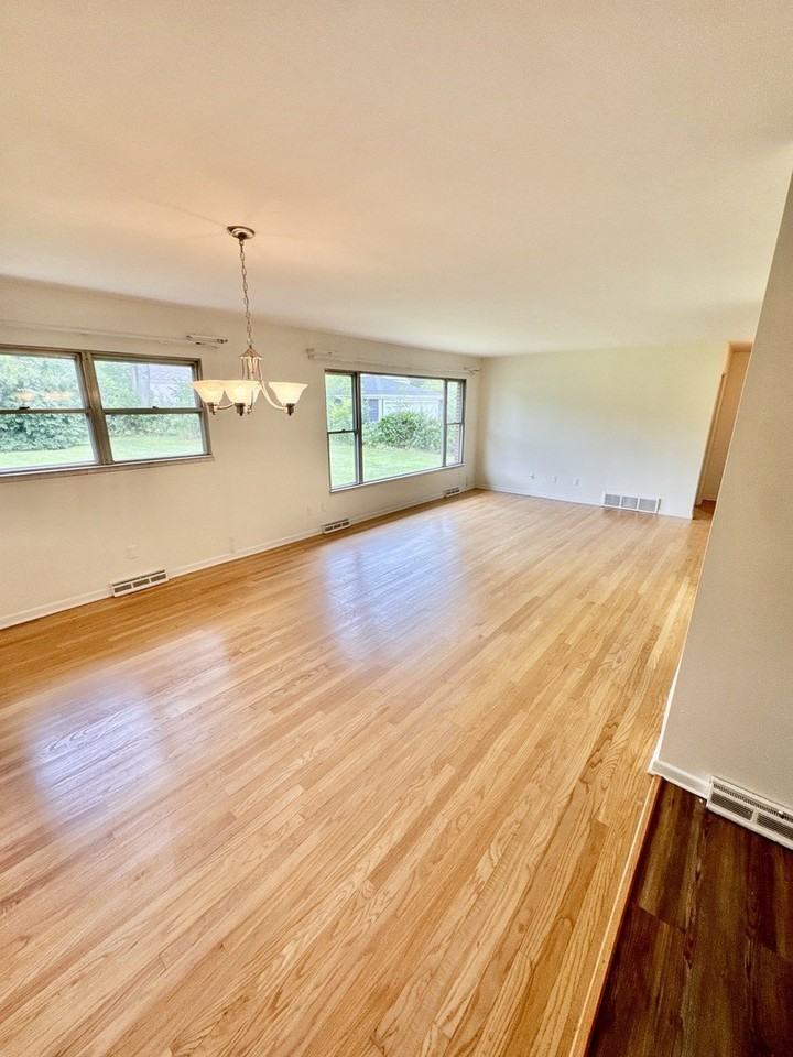 4707 Fairview Ave - Photo 7 of 23