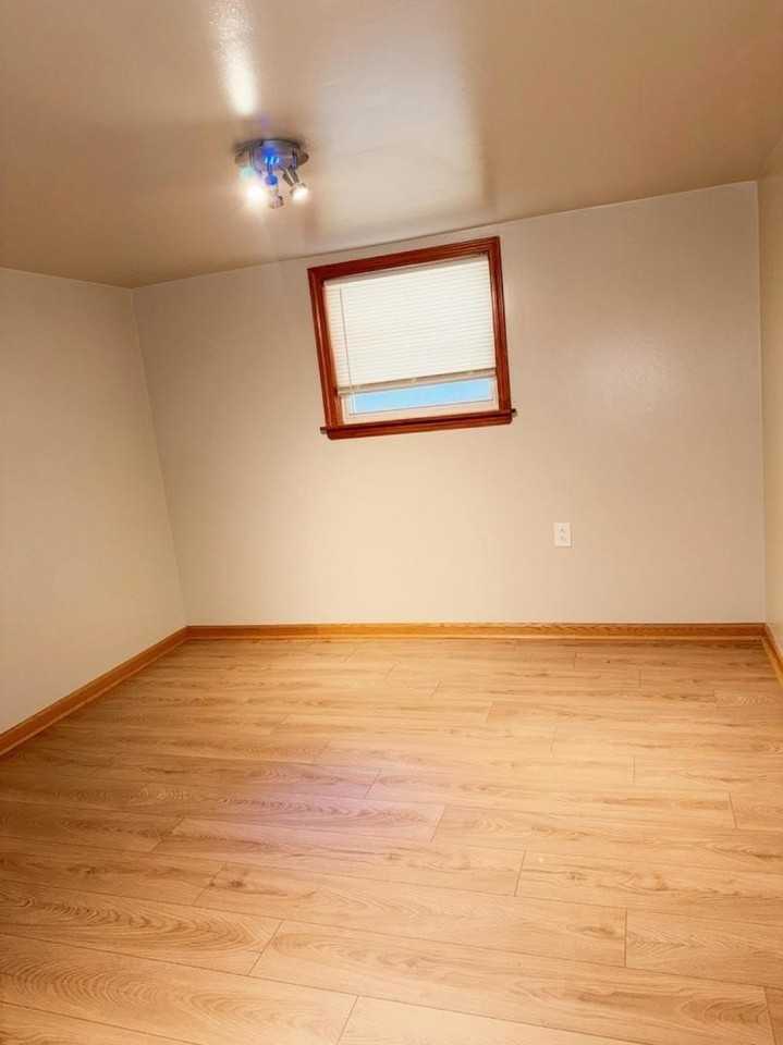 5936 S Kolin Ave #G - Photo 6 of 10