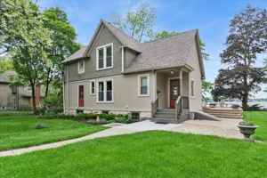 featured image of 35 Lakeview Pl