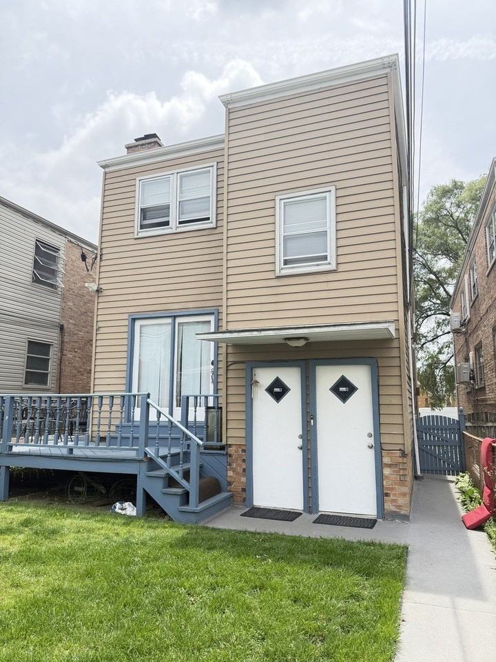 7732 W Addison St #G - Photo 2 of 23
